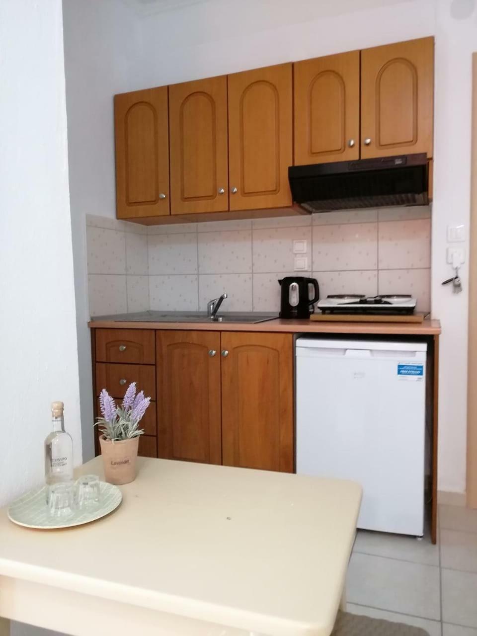 Achilleas Apartments Paralía Skotínis Εξωτερικό φωτογραφία